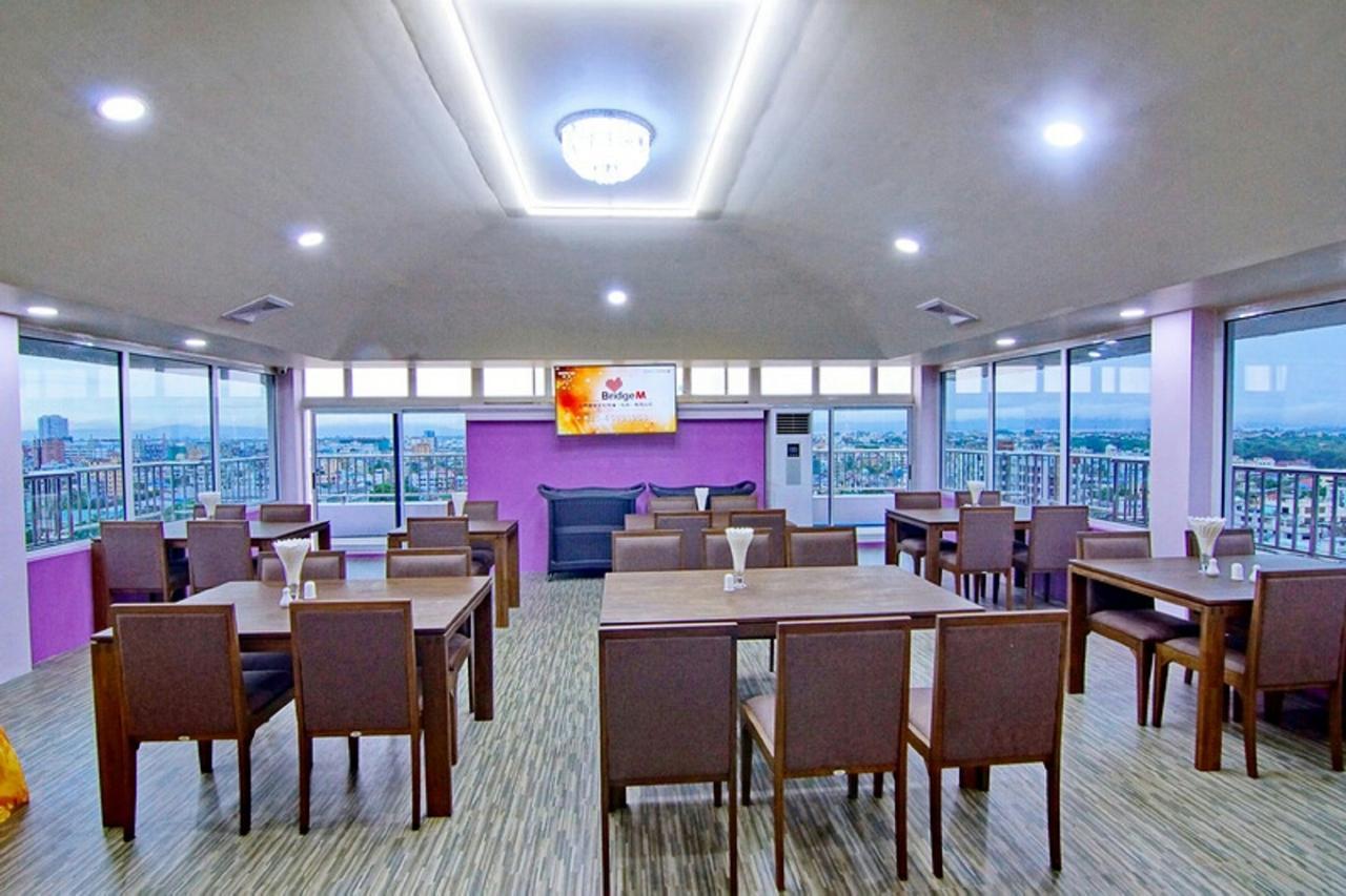 Myat Nan Yone Hotel Mandalay Esterno foto