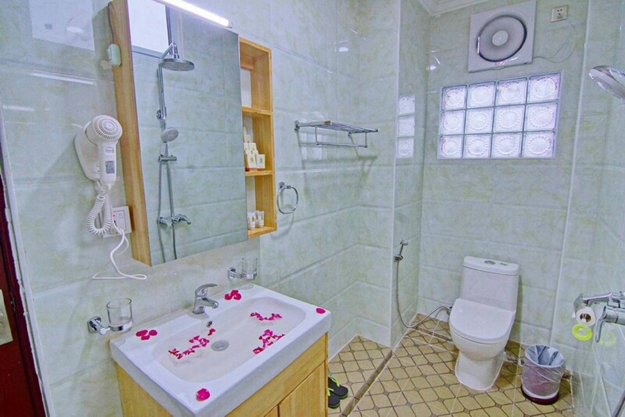 Myat Nan Yone Hotel Mandalay Esterno foto