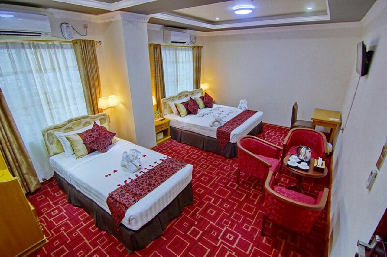 Myat Nan Yone Hotel Mandalay Esterno foto