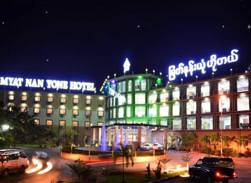 Myat Nan Yone Hotel Mandalay Esterno foto